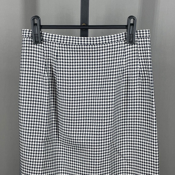 NEW Talbots Skirt Womens 8 petite black houndstooth classic preppy - Picture 2 of 9